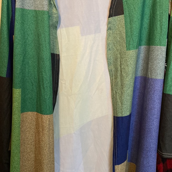 COPY - Green patchwork duster coverup - Picture 3 of 5